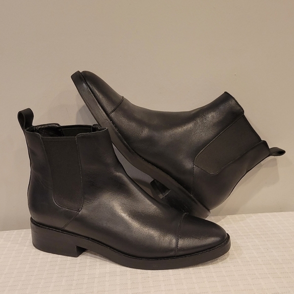 Cole Haan Mara Grand Chelsea Boot (Women) Size 8B Waterproof - Picture 1 of 8